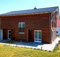 Schönes Holzhaus zu vermieten - 1.500,00&nbsp;EUR Kaltmiete, ca.&nbsp; 149,00&nbsp;m&sup2; in Blaufelden (PLZ: 74572)