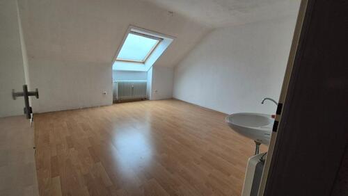 Foto - Zimmer Büro Lagerraum - 80,00 EUR Kaltmiete,