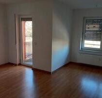 Schöne, sonnige Wohnung fürs Alter mit Fahrstuhl - Waldheim