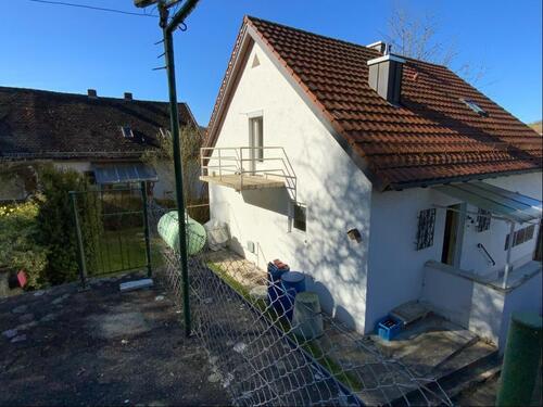 Foto - Haus mit großem Garten in ruhiger Lage