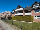 Foto - Voll möbliertes u. neu renov. 1,5 Zi.-Appartment im 2. OG, zentral in Papenburg ab sofort zu vermieten!! 37 m² - toll ausgestattet mit gr. Balkon, max. 1 Person!!! K.M. 450 € + 100 € NK. + 110 €...