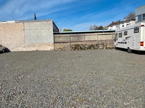 Foto - Stellplatz für Wohnwagen, Wohnmobile, Boote und Transporter