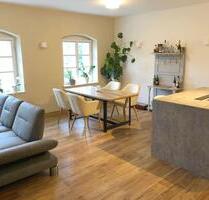 Vilshofen: Gut geschnittene 2-Zimmer-Wohnung in denkmalgeschütztem Gebäude zu vermieten - Plattling