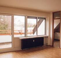 Charmante 1-Zimmer-Wohnung mit Balkon & Aufzug & separater Küche - Altdorf