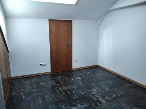 Foto - Zimmer an Studenten oder Berufspendler zu vermieten