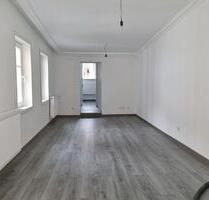 ZENTRUM IN ALSFELD 3 ZIMMERN WOHNUNG ZU VERMIETEN.
