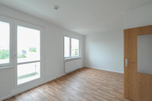 Foto - ab Mitte Oktober - vollsanierte 3 Zimmer mit Balkon