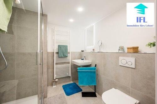 Foto - Einziehen & Wohlfühlen – Stilvoll sanierte 3-Zimmer-Wohnung