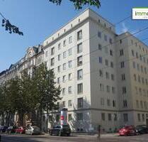 3-Raum-Wohnung in bester Innenstadtlage mit Tageslichtbad, Wanne und Aufzug. - Magdeburg