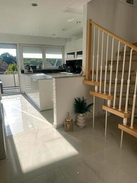 Foto - Hochmoderne Maisonette Wohnung in grüner Lage