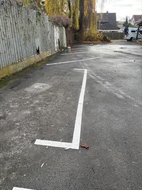 Foto - Aussenstellplatz - 30,00 EUR Miete,