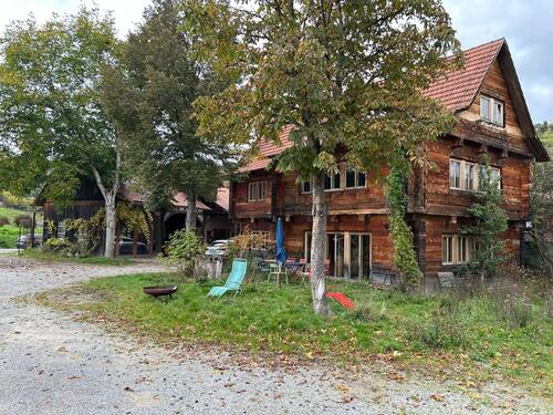 Foto - Idyllisches und Naturbelassenes Einfamilienhaus mit großem Grunds