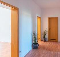 Dachgeschosswohnung im Altbau mit Wanne - Chemnitz Hilbersdorf