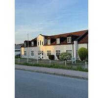 Schöne,moderne 2-Zimmer-Mansardenwhg., 88 qm m. KFZ Stellplatz - Schöllnach