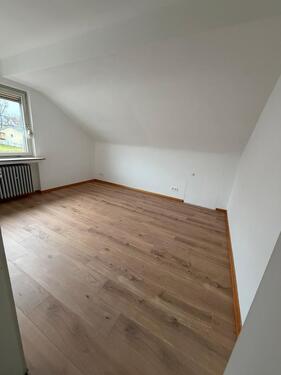 Foto - 4 Zimmer Dachgeschoßwohnung zur Miete in Weilburg