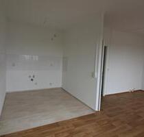 Wir sanieren für Sie! 4 Zimmer Wohnung - Dessau-Roßlau