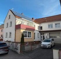 Großzügiges Wohnhaus – für Familie & WG ideal + 17-kWp-PV-Anlage - Friedewald