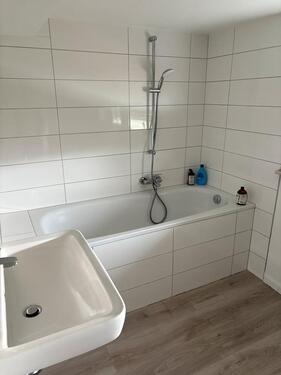 Foto - *** 3 ZKB DG Wohnung - Frisch Renoviert - in Bildstock ***