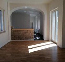 3-Zimmer-Mietwohnung mit Balkon, Einbauküche & Fahrstuhl - Meißen Altstadt - MW2d0102