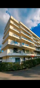 Foto - Luxury Apartment with Huge Terrace & Private Parking for SALE