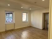 Foto - Sanierte 4-Zimmer Wohnung mit Stellplatz & Keller