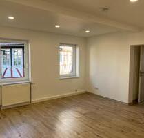 Sanierte 4-Zimmer Wohnung mit Stellplatz & Keller - Kaufungen