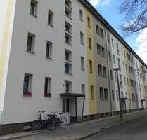 1. OG mit Dusche - 350,00&nbsp;EUR Kaltmiete, ca.&nbsp; 48,35&nbsp;m&sup2; in Dessau-Roßlau (PLZ: 06842)