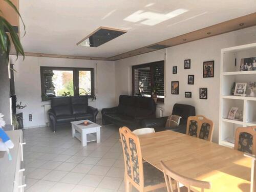 Foto - Großzügige 3-Zimmer-Wohnung in HeidenheimMergelstetten