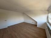 Foto - Dachgeschoßwohnung in Ober-Ramstadt zur Miete