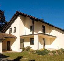 1300 € Kaltmiete - 1.300,00&nbsp;EUR Kaltmiete, ca.&nbsp; 154,00&nbsp;m&sup2; in Straubing (PLZ: 94315)