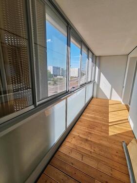 Foto - Stilvolle, vollmöblierte 2-Zimmer-Wohnung mit 2 Balkon