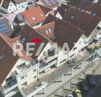 Traumhafte 2 ½ Zimmer Dachwohnung – bis 5 m Raumhöhe – großer Sonnenbalkon - Giengen an der Brenz