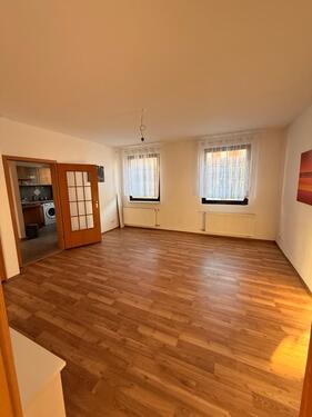 Foto - Helle 3 Zimmer Küche & Bad ab Sofort in Schwetzingen zu Vermieten