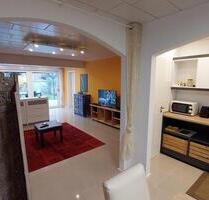 Möblierte WOHNUNG 58m² im Loft-Style mit Terrasse und Garten - Neuss Erfttal