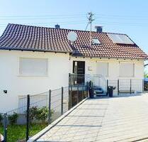 Kernsanirte Einfamilienhaus mit vermieteter Einliegerwohnung - Kohlberg