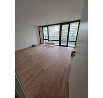2 Zimmer Wohnung 64m² mit großem Balkon in Köln Weiden