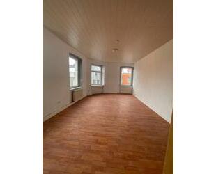 Helle geräumige 3 Zimmer Wohnung mit Einbauküche - Hof Altstadt
