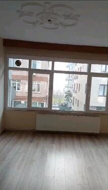 Foto - Großzügig 3,5 Zimmer Wohnung in Istanbul Bakırköy.