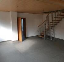 Sehr großzügige 4 Zimmer Wohnung auf zwei Etagen in Bönen