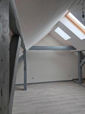 Foto - Dachgeschosswohnung - 1.100,00&nbsp;EUR Kaltmiete, ca.&nbsp; 88,00&nbsp;m&sup2;