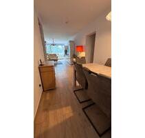 3 Zimmer Wohnung mit Blick ins Grüne,direkt am Olympiapark. - München Moosach