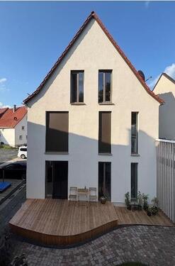 Foto - 5 Zimmer Einfamilienhaus zur Miete in Bischofsheim in der Rhön