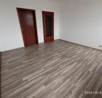 Wohnung zu vermieten - 235,00&nbsp;EUR Kaltmiete, ca.&nbsp; 37,00&nbsp;m&sup2; in Schmölln (PLZ: 04626)