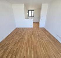 Wohnen im Denkmal - 2 Zimmer, Balkon, Parkett, modernes Bad mit Wanne, Fußbodenheizung & Stellplatz - Magdeburg Neue Neustadt