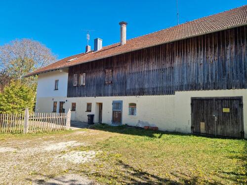 Foto - Bauernhaus - 2.100,00&nbsp;EUR Kaltmiete, ca.&nbsp; 169,99&nbsp;m&sup2;