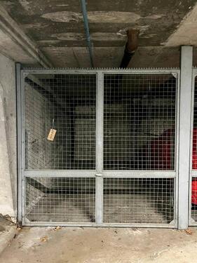 Foto - Tiefgaragenstellplatz in der Sundgauallee 15