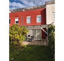 Haus zu verkaufen Breisach ruhig +zentral Garten Garagen 5 Zimmer - Breisach am Rhein