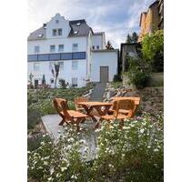 Traumhafte helle 4-Zimmer-Wohnung im Zentrum von Schneeberg