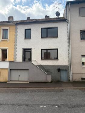 Foto - Haus in Differten zu Verkaufen - 74.000,00&nbsp;EUR Kaufpreis, ca.&nbsp; 150,00&nbsp;m&sup2;