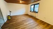 Foto - 3 ZKB neu renoviert - 930,00&nbsp;EUR Kaltmiete, ca.&nbsp; 90,00&nbsp;m&sup2;